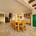 Tatil Evi Motovun 2129 Bartolici