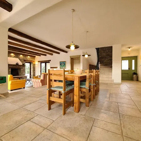 Motovun 2129 度假居 *