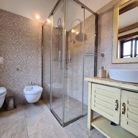 Motovun 2129 Bartolici