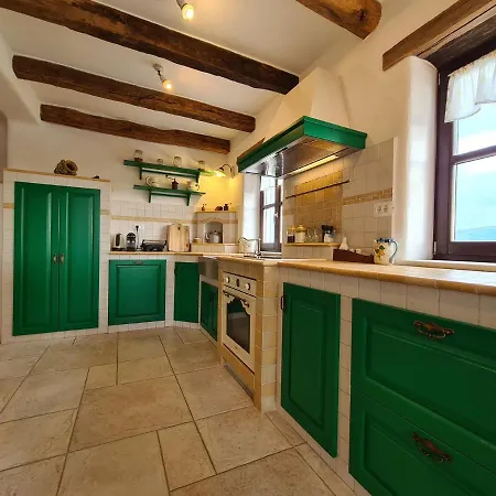 Motovun 2129 度假居